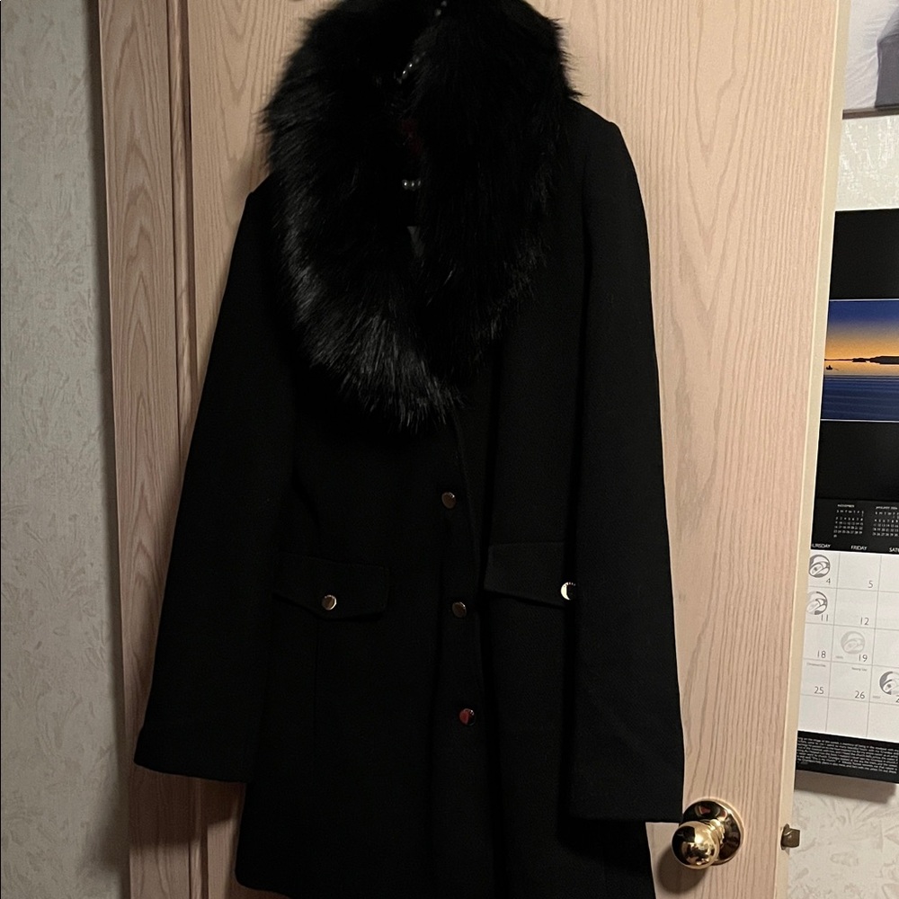 Guess Black Trench Coat with Fur Collar